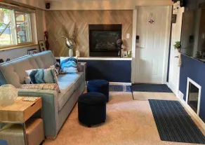 Chloe’s Garden Suite- Steam Room & Fireplace - Image 5