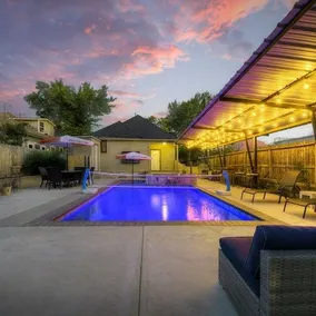 Tobin Hill Oasis - 3BD, 2BH: pool, sitting jet tub - Image 4