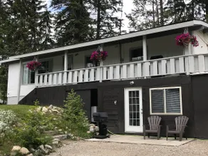 Ski and Sled Vacation Home - Image 2