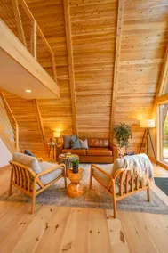 Off-Grid Cabin with Wood Fired Hot Tub. 4 Kayaks - Image 2