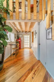 Artist's Loft Near Deep Ellum & Fair Park - Image 2