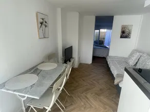 Cozy 50 m² apartment, parking, train stations 5 min away, Lille city center - Image 3