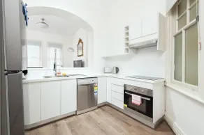 STUNNING SYDNEY HOME 1 - Image 5