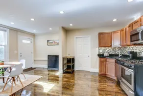 Short Train 2 Boston, Luxury prvt unit w parking - Image 5
