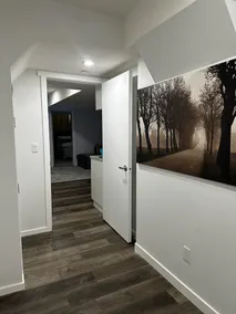Modern Guest Suite in Calgary - Image 2