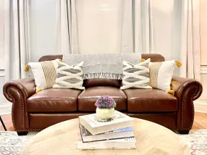 Cozy Getaway | Splendid Historic Thibodaux Gem - Image 4