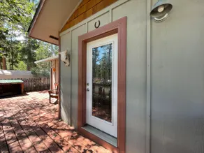 Stylish Cabin in Nederland’s Old-Town - Image 3