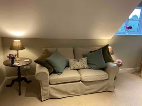 Stylish Getaway in the Heart of the Pewsey Vale - Image 2