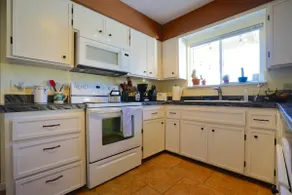 Park Rangers' hilltop cabin near Yosemite - 3 bdrm - Image 3