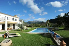 Chalet with swimming pool and barbecue. Wonderful views - Image 5