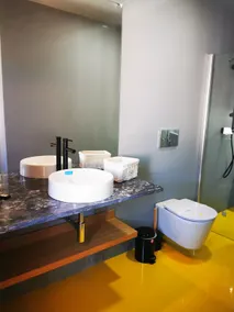 Studio mellow yellow - Isabel do Couto charming house - Image 3