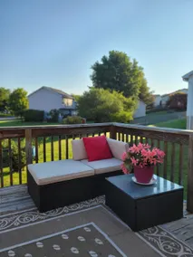 Close to PSU! Second Story - Clean & Comfortable - Image 2