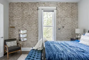 Chic Downtown condo. Walk to Alamodome/Riverwalk - Image 2