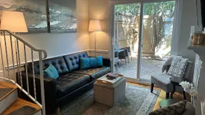King-Bed | Foggy Bottom Metro | Townhouse - Image 5