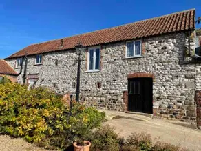 The Granary, Sewerby, Sleeps 5, Wi-Fi & Parking - Image 2
