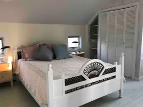 Mermaid House - Image 2