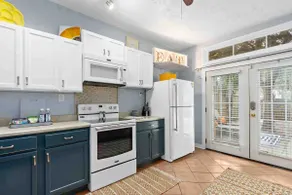 🍊Entire Adorable Cottage in Historic District. NEW - Image 4