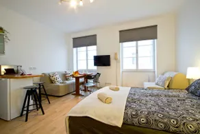 City apartment, discover Vienna maki on foot! - Image 3
