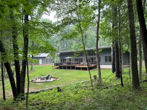 Modern Secluded Cabin, Private Hot Tub, Fire Pit - Image 2