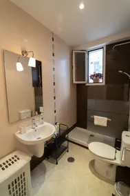 Larra Nervión Subway Tranvía - Image 5