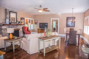 Beautiful Branson Home! Perfect Downtown Location! - Image 5