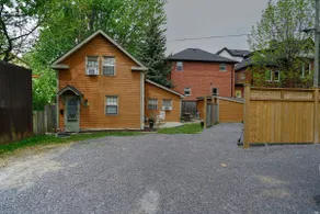 Bagot Street Hidden Cottage - Image 2