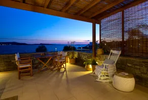 Beachfront Modern 1 BD Apartment, Syros Island - Image 4