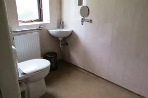 Crown Cottage - sleeps 6 - Image 5