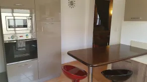 third floor apartment in 3 cities - Image 5