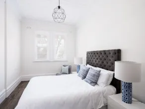 Stylish Studio in Heart of Annandale Village - Image 3