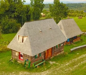 Sura lu' Costan | Costan's Barn - Image 2