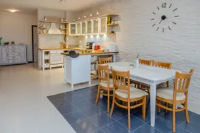 Lovely 3BD flat with PARKING and SEA VIEW by Flаt Manаger - Image 2