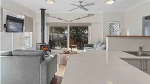 SUNSET LODGE - Image 2