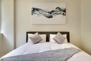 Huge Metropiltan apartment in the Heart of City - Image 3