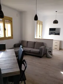 Cozy and modern Pont de Suert apartment - Image 2