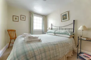 Duchy Cottage, Fowey, Cornwall - 4 Star Gold Rated - Image 3