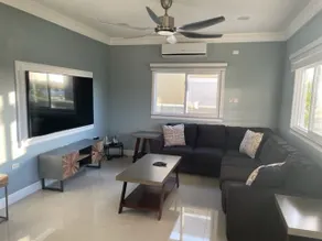 KING SIZE Villa with Pool and beach - Image 4