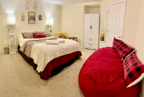 LUXURY PRIVATE BASEMENT *KING, QUEEN & SOFA BEDS* - Image 3