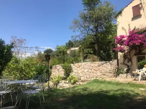 Entire house in Menton - Image 4