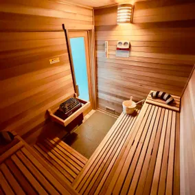 Parrett Mtn Estate: Hot Tub, Sauna, Cold Plunge, Fire Pit, Vine & Valley Views - Image 4