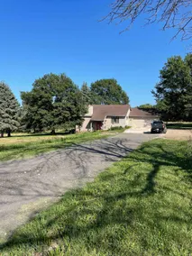 Quiet Country home, nature & fishing -5min to city - Image 3
