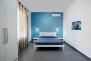 Deluxe house near the Baia Santa Margherita beach - Image 2