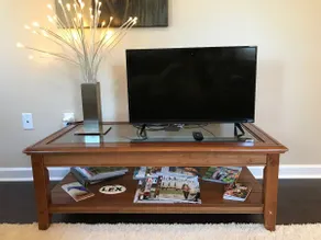 *One Bedroom Apt | One Mile to Downtown Lex* - Image 3