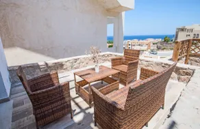 Wake up full Red Sea view -Two Bedroom in Azzurra - Image 4