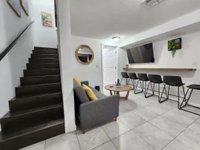 Cozy College Park Duplex @Lake Fairview. Sleeps7 - Image 2