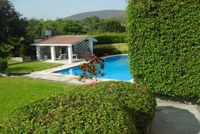 Private property, swimming pool, near Hacienda, garage - Image 3
