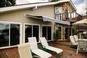 Doc's Lake House (Lakefront) - Image 4