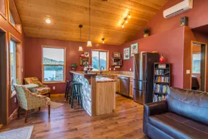 Chardonnay Chalet at the Vineyard - Image 5