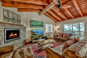 The Treehouse @ Lake Tahoe w/ Lake Views - Image 4