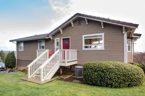 Charming Puget Sound/Mt Rainier View House - Image 2